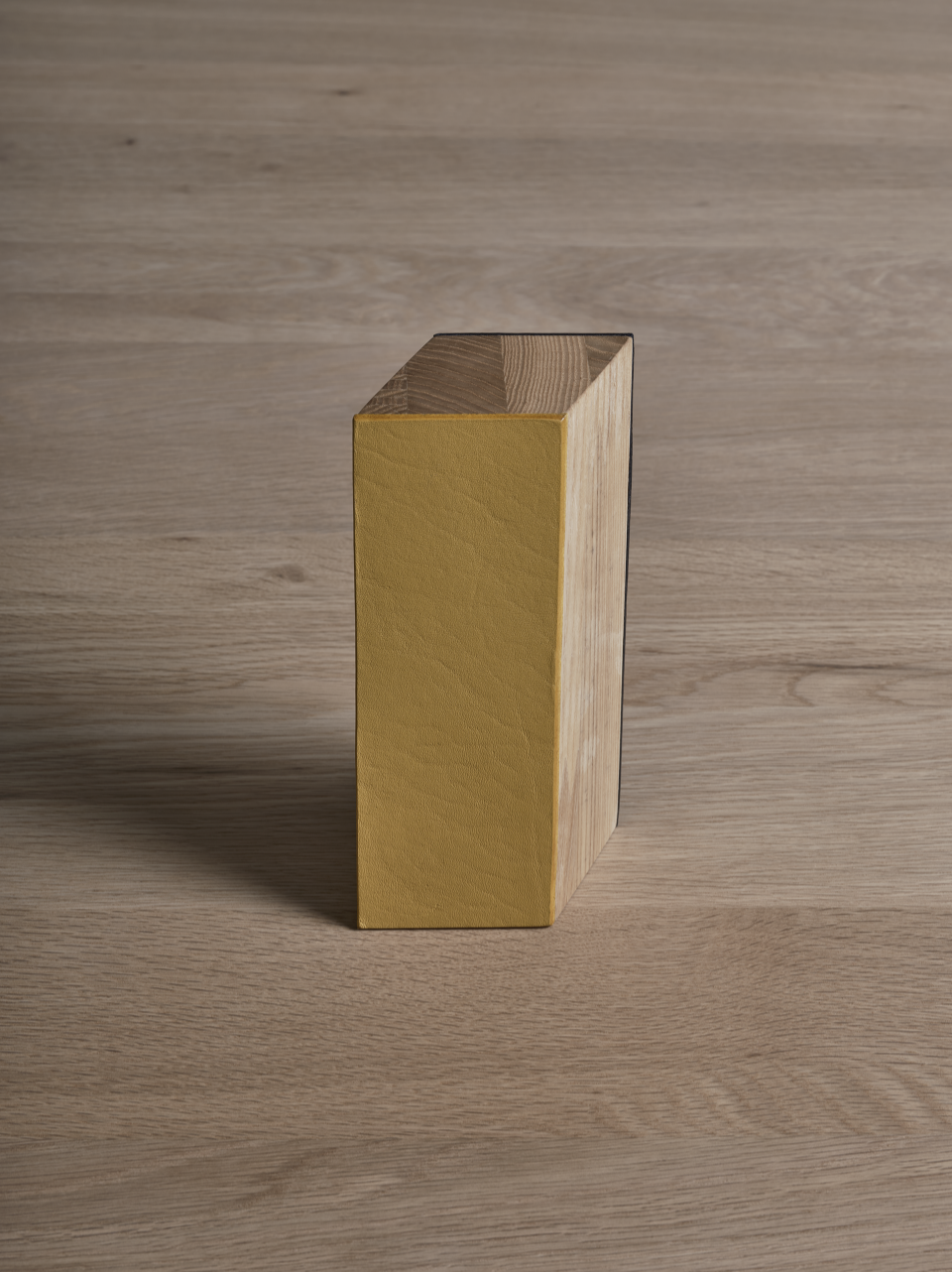 Paper weight - A | COSONCO QS